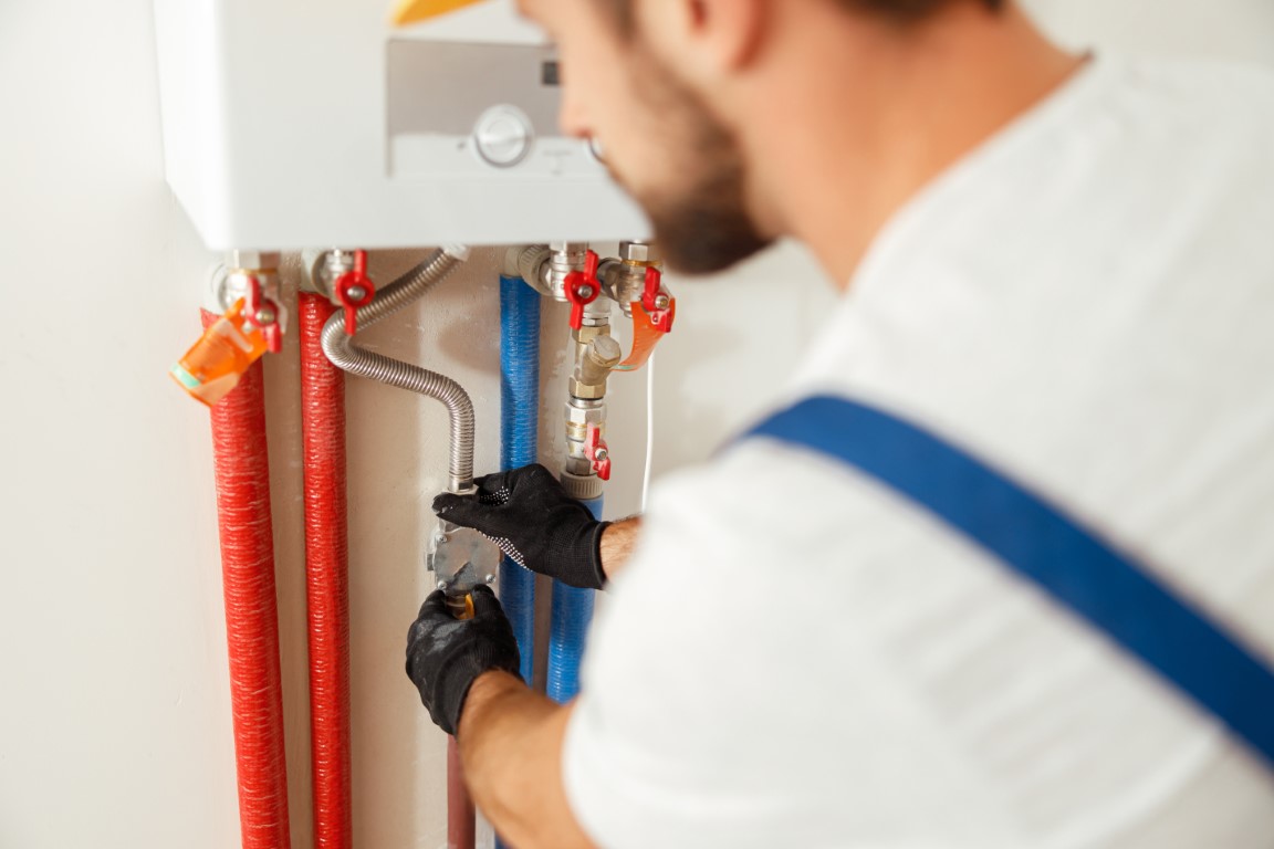 Instalación certificada de caldera Vaillant en residencia de Majadahonda